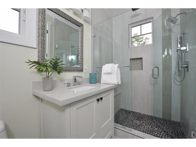 Contemporary Farmhouse — photo 1