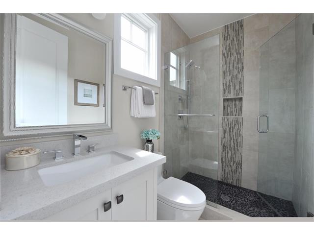 Contemporary Farmhouse — photo 2