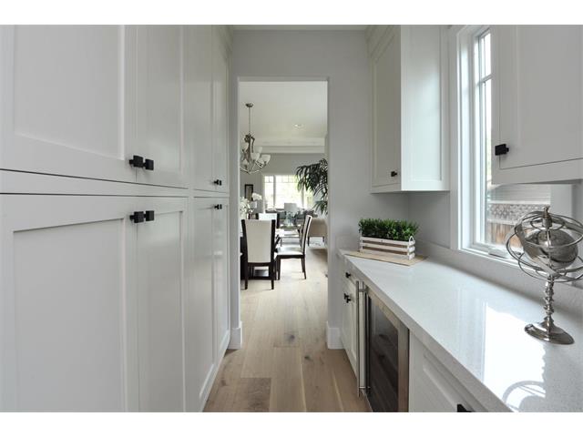 Contemporary Farmhouse — photo 3
