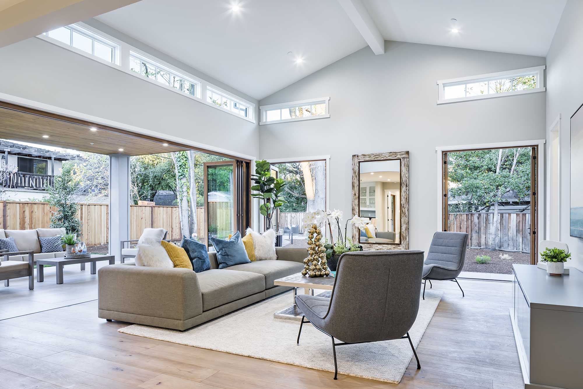 Saratoga modern farmhouse — great room