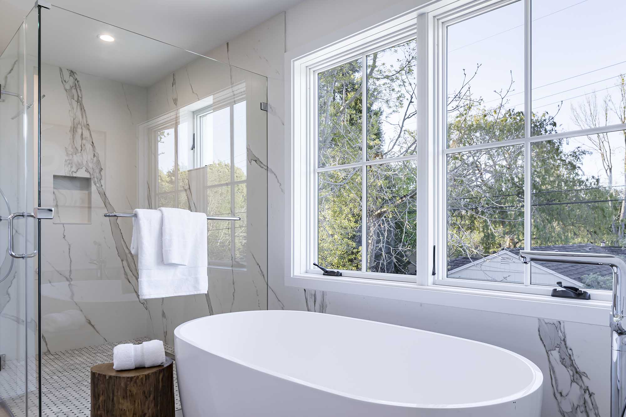Saratoga modern farmhouse — primary bathroom