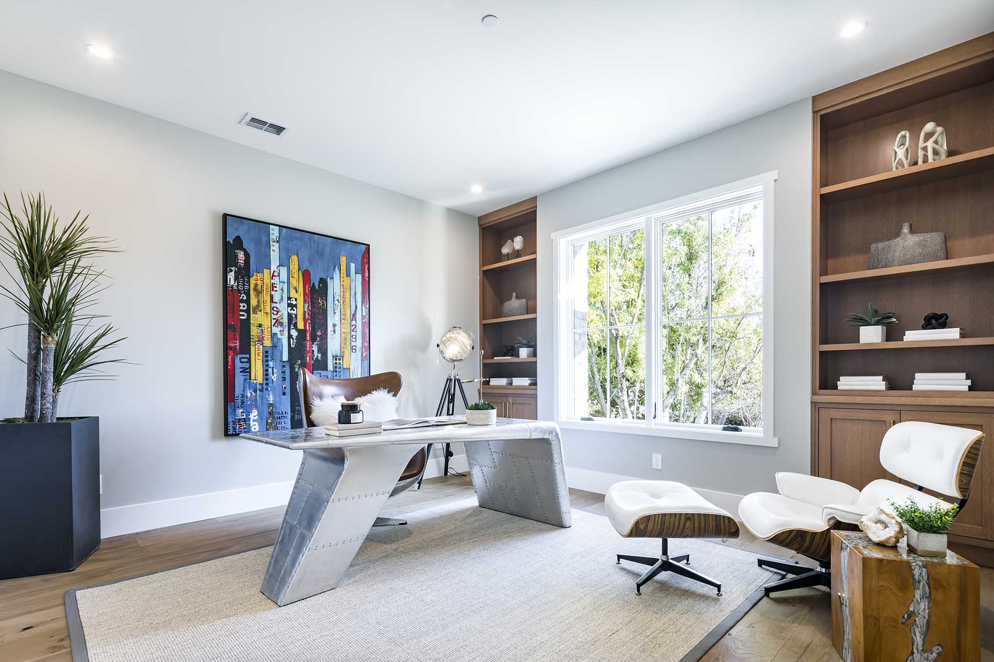 Saratoga modern farmhouse — bedroom office